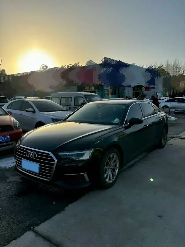 2021 Audi A6L 2.0T 190HP L4 7DCT