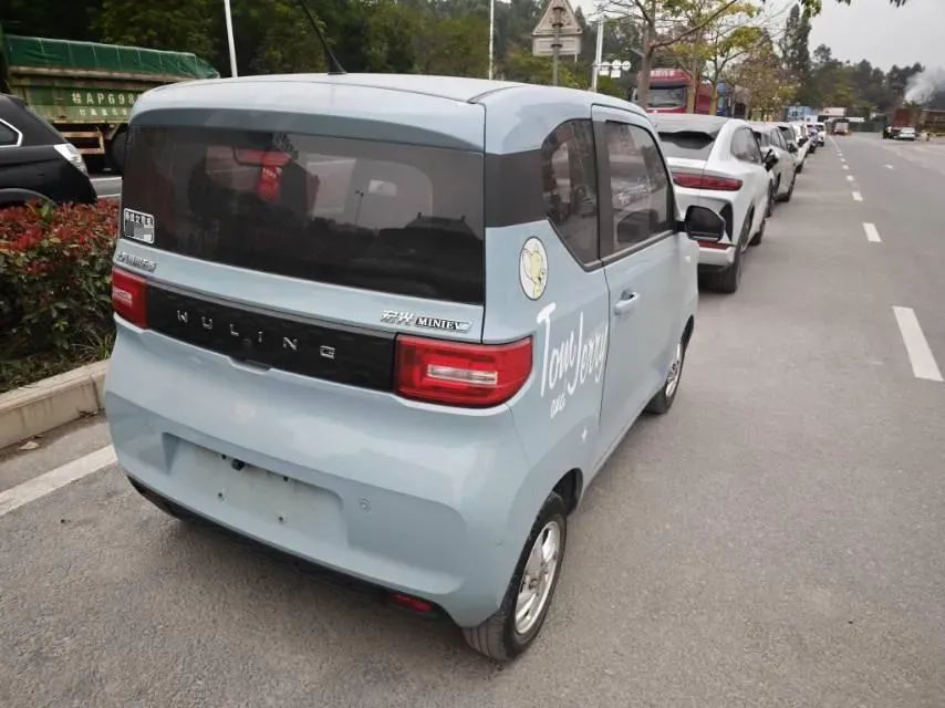 2020 WuLing HongGuang MINI EV BEV 13.8KWH,autocango,china used car exporter,china ev exporter,chinese used car exporter,chinese used ev exporter