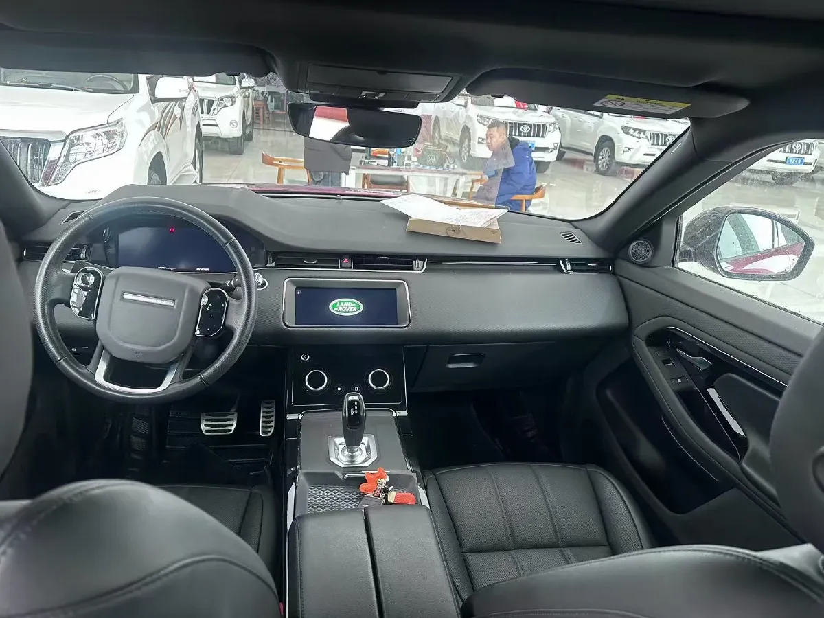 2020 Land Rover Range Rover Evoque 2.0T 249HP L4 9AT,autocango,china used car exporter,china ev exporter,chinese used car exporter,chinese used ev exporter