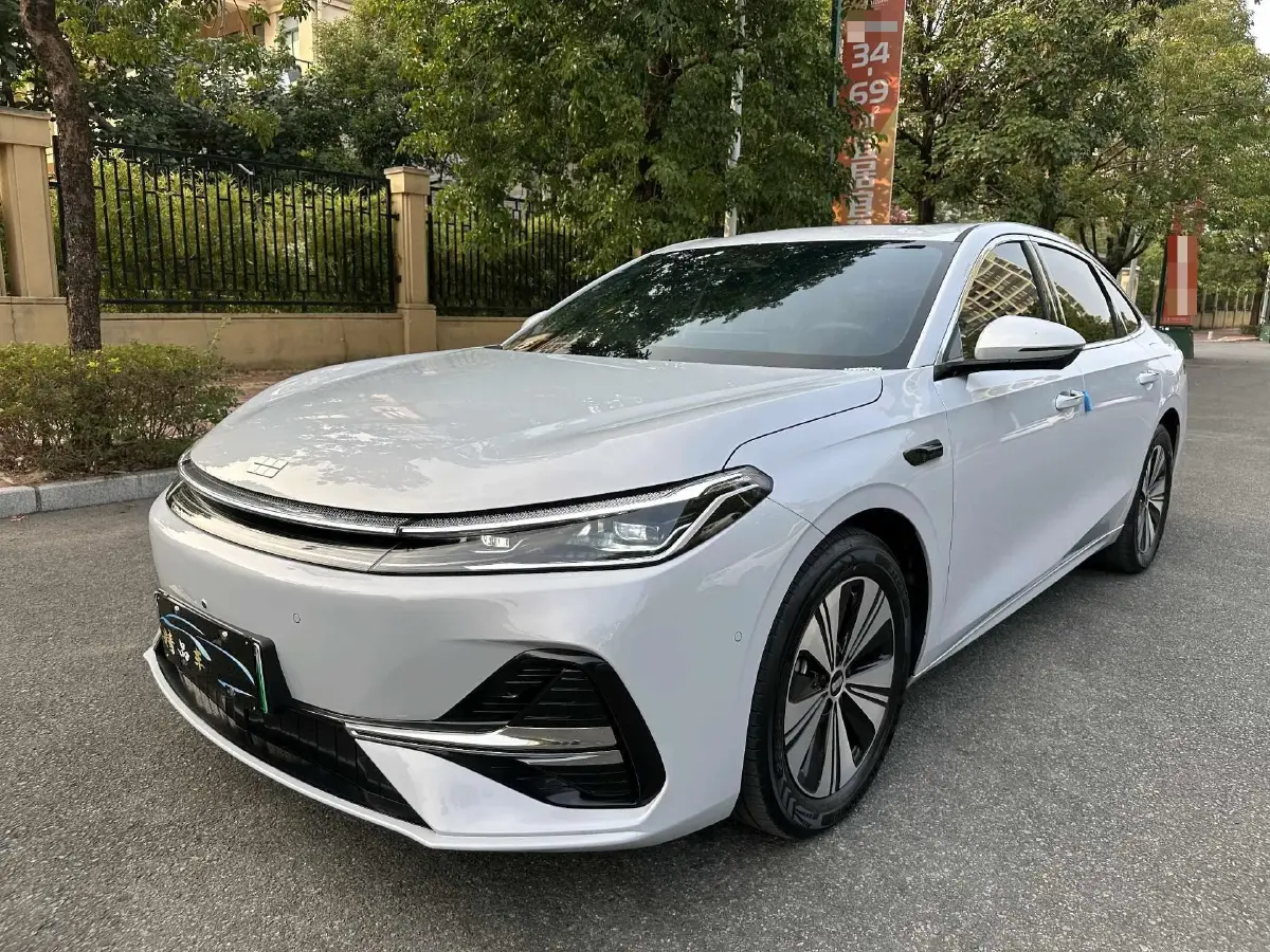 2025 Geely Galaxy A7 1.5L 112HP L4 1DHT PHEV