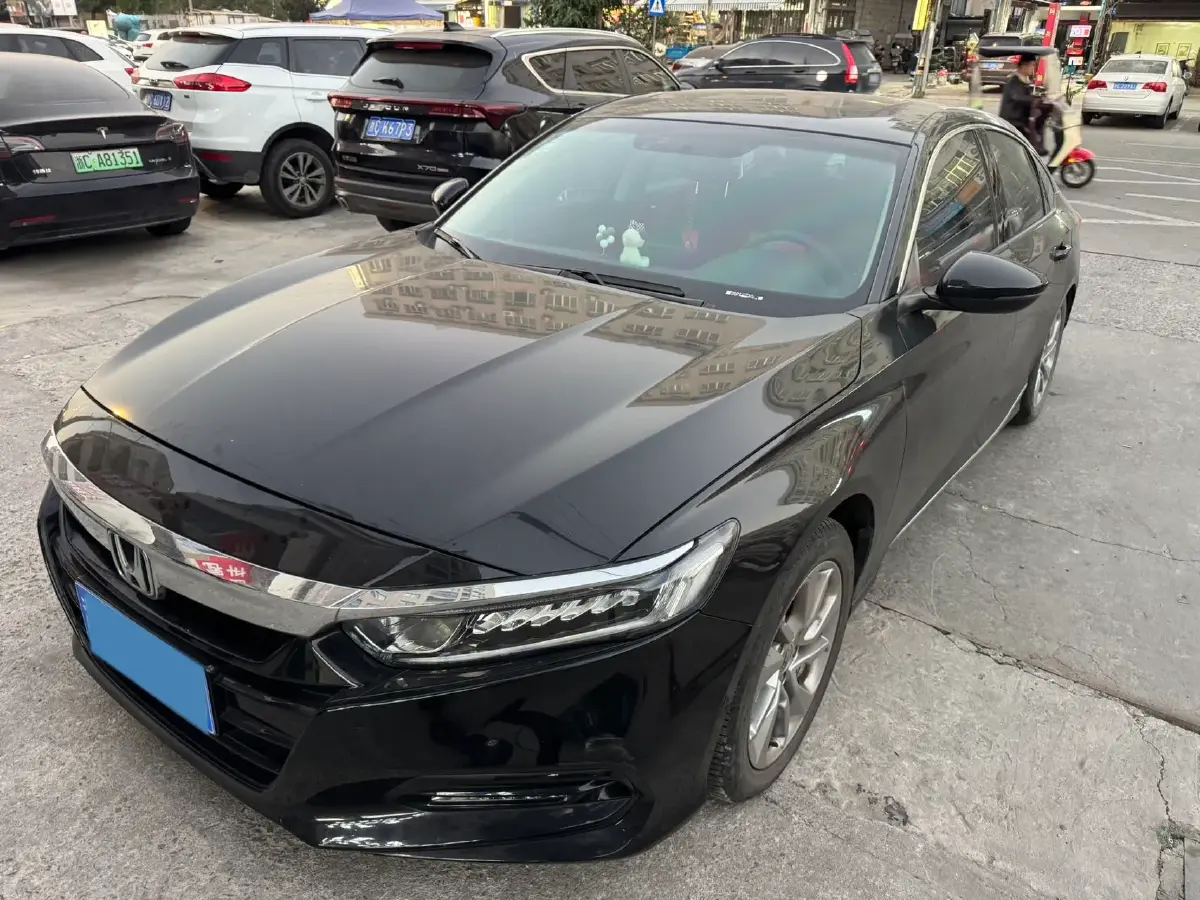 2018 Honda Accord 1.5T 194HP L4 CVT