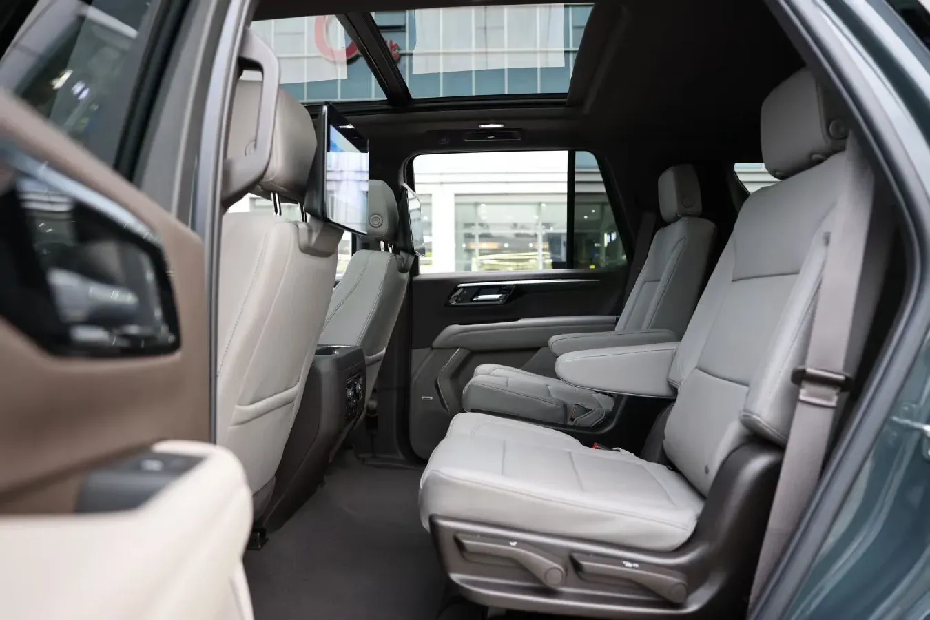 2025 The Durant Guild TAHOE 2.7T 303HP L4 10AT,autocango,china used car exporter,china ev exporter,chinese used car exporter,chinese used ev exporter