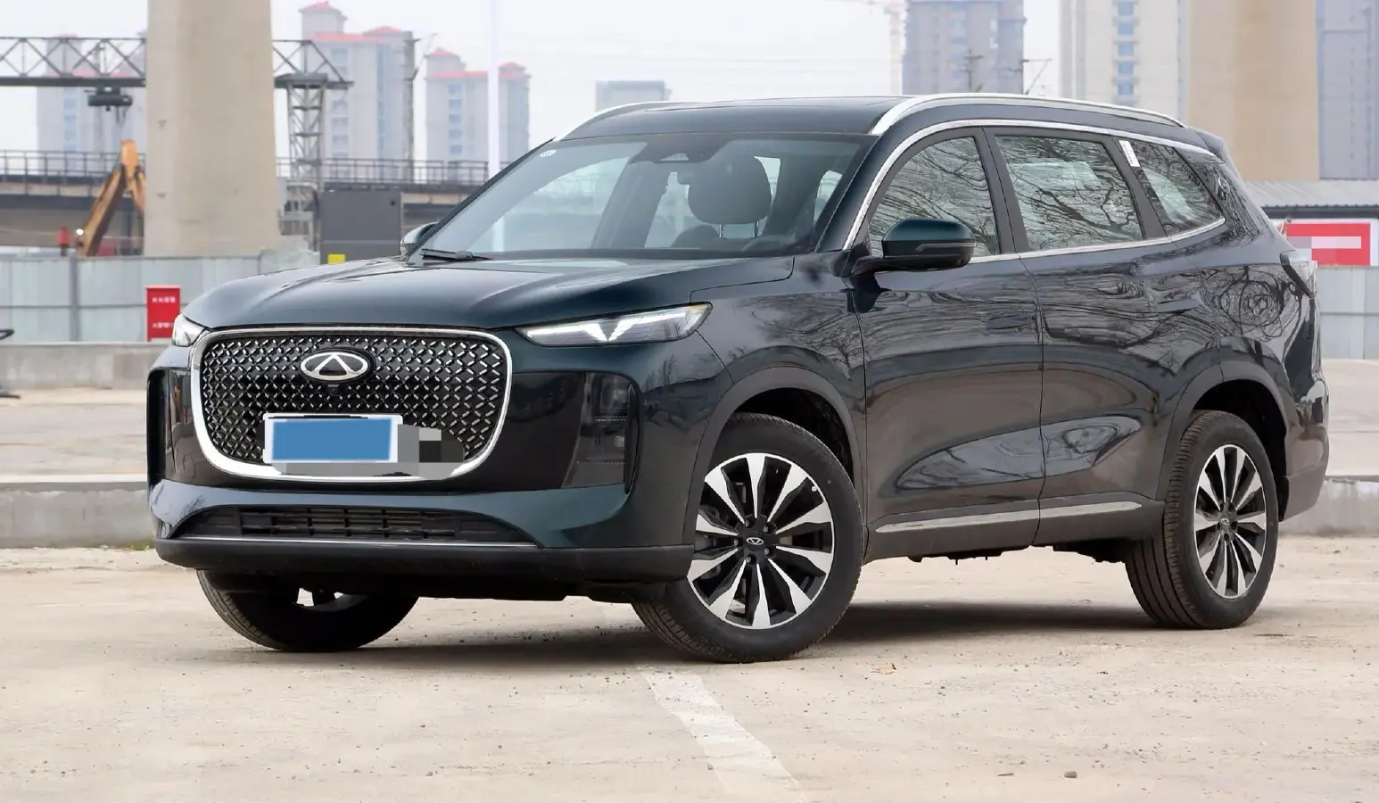 2025 Chery Tiggo 8 Plus 1.6T 197HP L4 7DCT