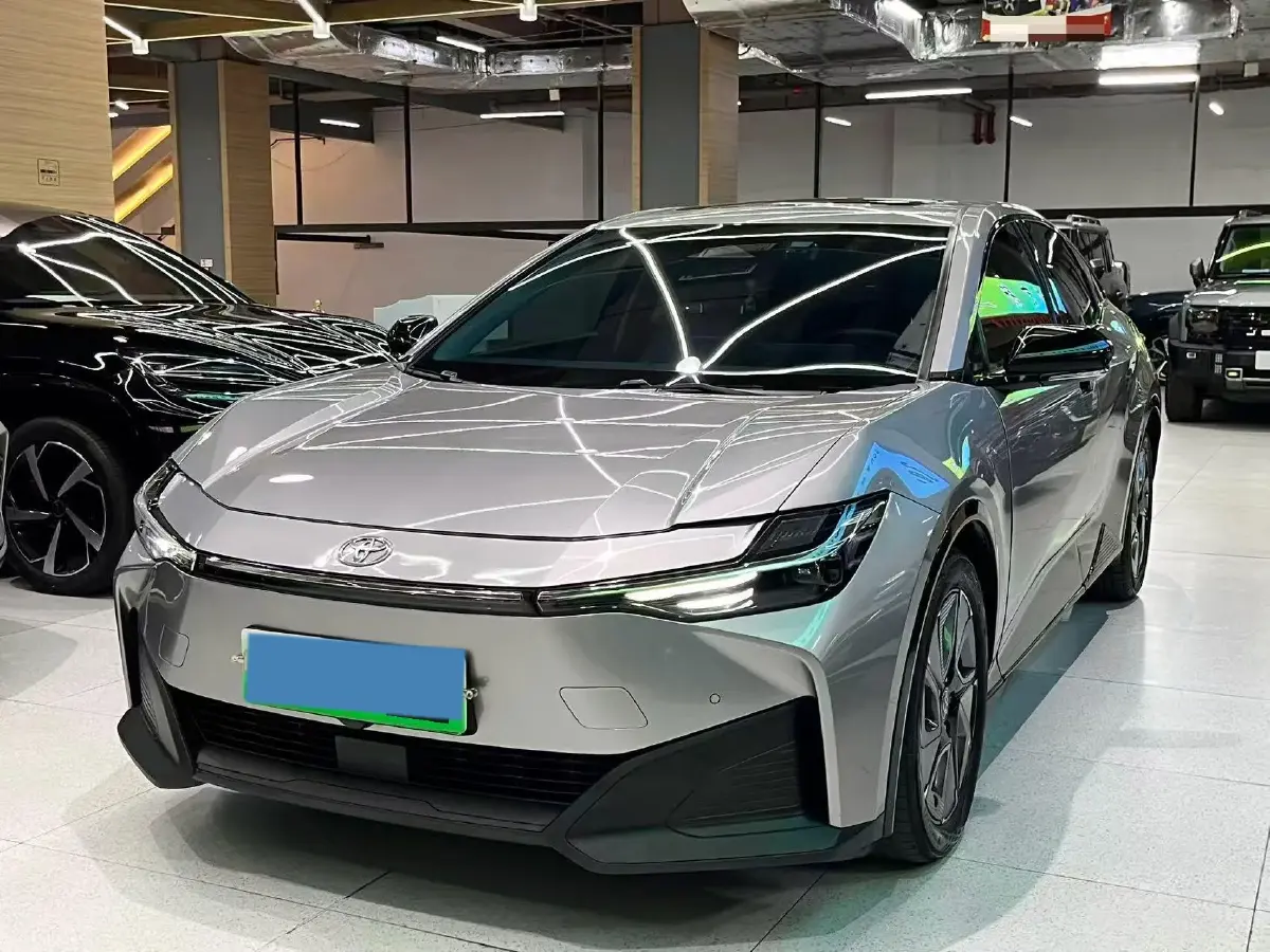 2024 Toyota bZ3 BEV 49.92KWH