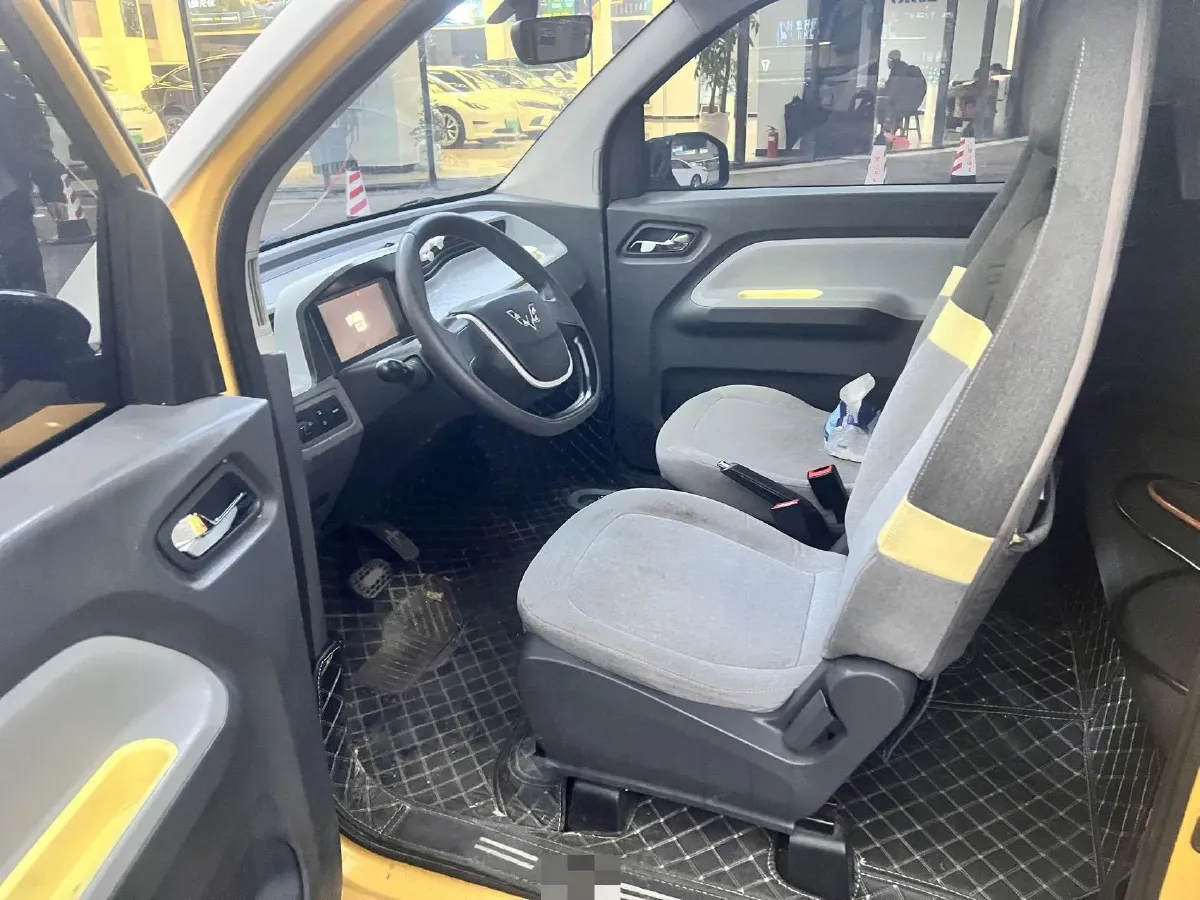 2021 WuLing HongGuang MINI EV BEV 13.9KWH,autocango,china used car exporter,china ev exporter,chinese used car exporter,chinese used ev exporter