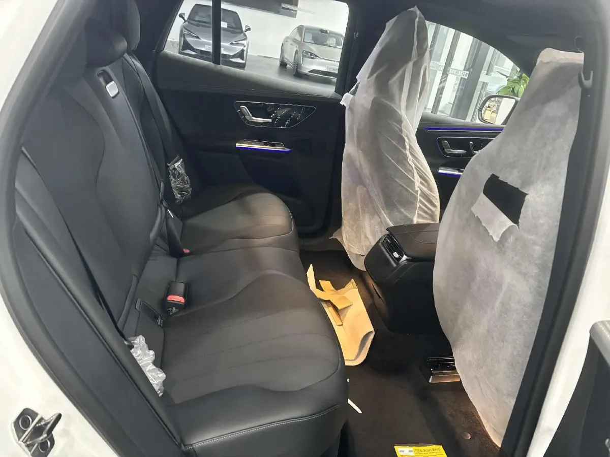 2024 Mercedes-Benz EQE SUV BEV 96.1KWH,autocango,china used car exporter,china ev exporter,chinese used car exporter,chinese used ev exporter