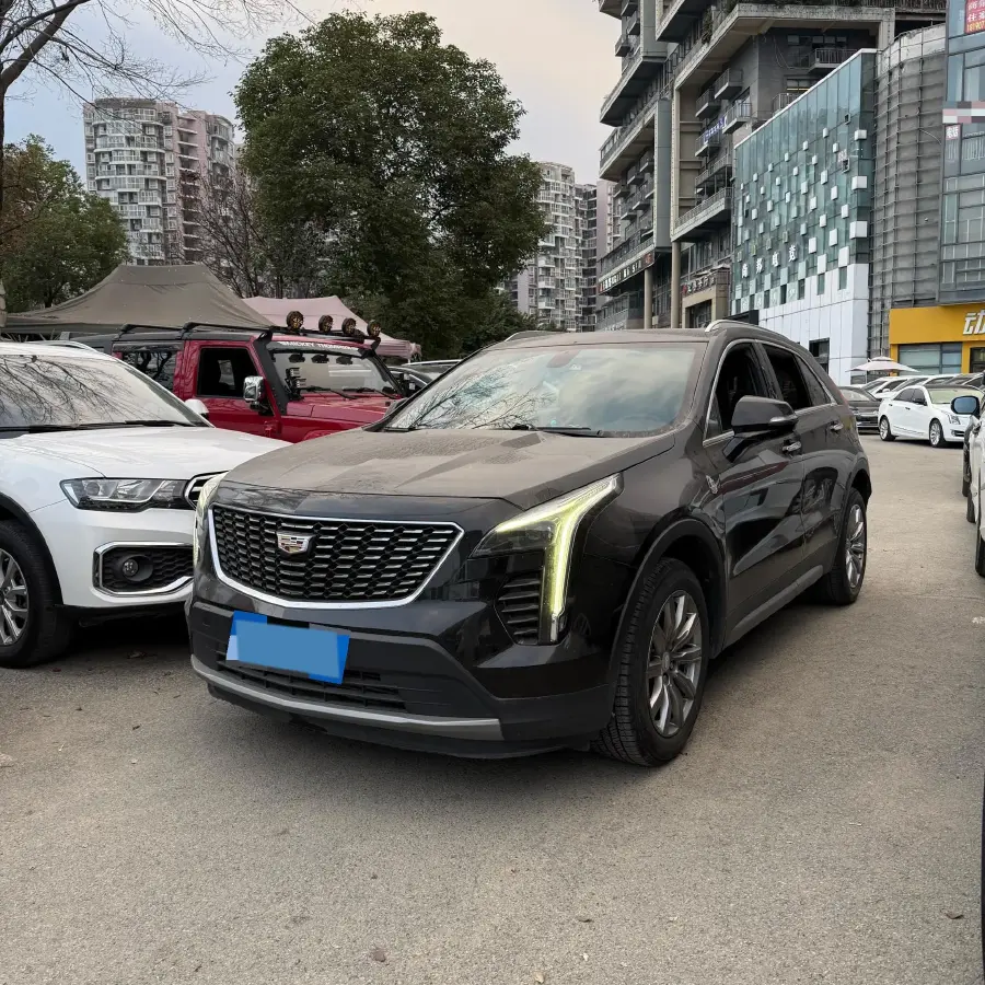 2020 Cadillac XT4 2.0T 241HP L4 9AT