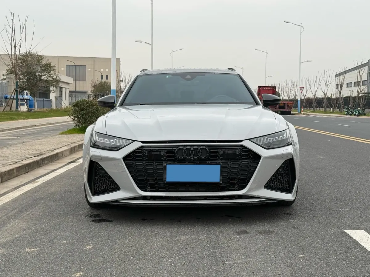 2022 Audi RS 6 4.0T 600HP V8 8AT,autocango,china used car exporter,china ev exporter,chinese used car exporter,chinese used ev exporter