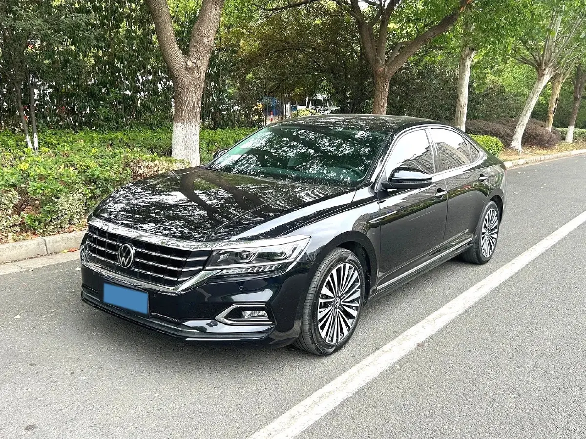 2020 Volkswagen Passat 2.0T 186HP L4 7DCT