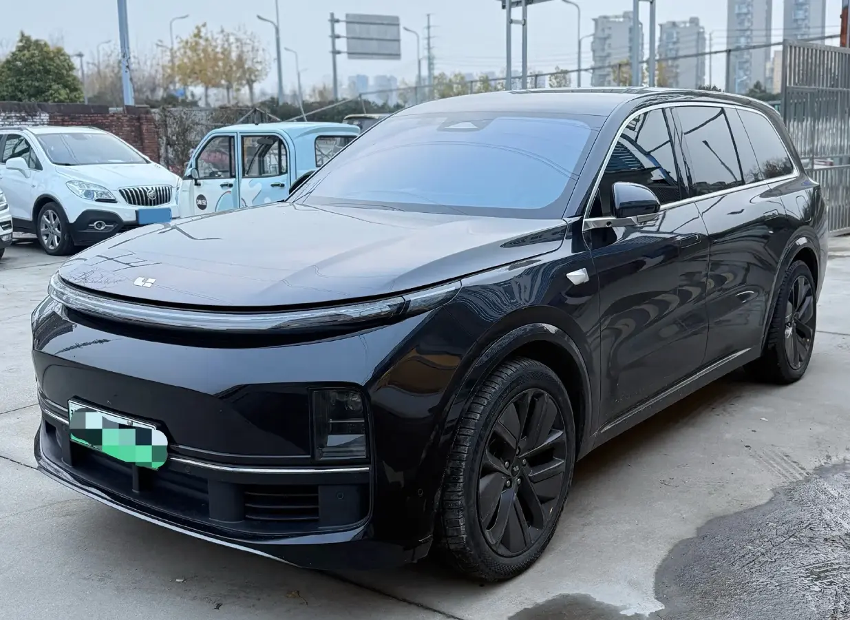 2023 Li L9 Range Extended 154HP REEV 42.6KWH