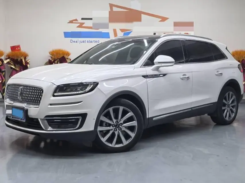 2019 Lincoln Nautilus 2.0T 235HP L4 8AT