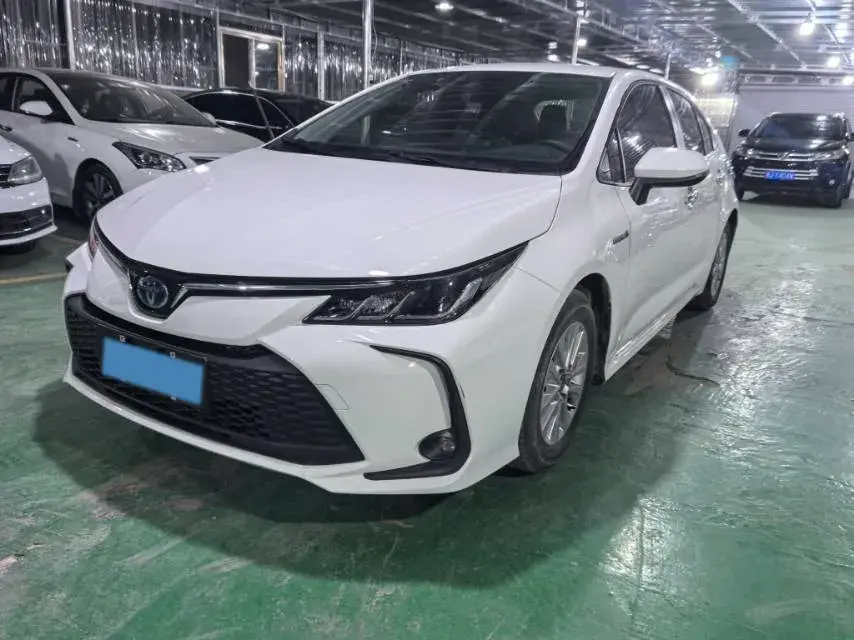 2024 Toyota Corolla 1.8L 98HP L4 E-CVT Hybrid