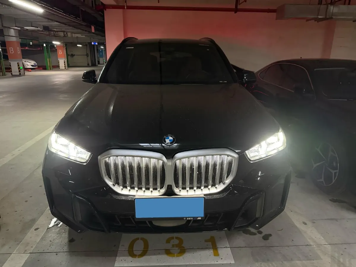 2023 BMW X5 3.0T 381HP L6 8AT,autocango,china used car exporter,china ev exporter,chinese used car exporter,chinese used ev exporter