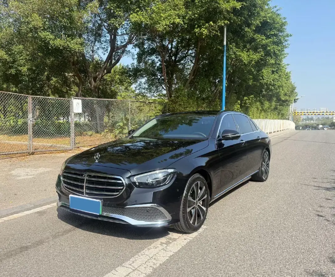 2023 Mercedes-Benz E Class 2.0T 211HP L4 9AT PHEV 25.4KWH