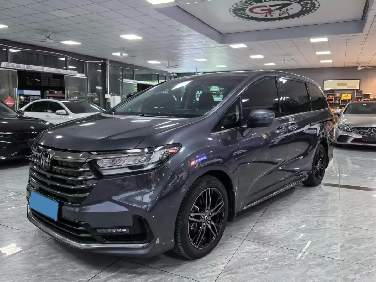 2022 Honda Odyssey 2.0L 146HP L4 E-CVT Hybrid