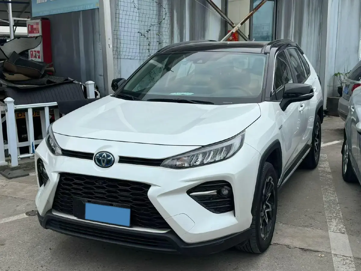 2020 Toyota Wildlander 2.5L 178HP L4 E-CVT Hybrid