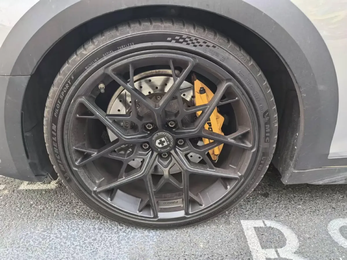 2023 Audi A4 2.0T 265HP L4 7DCT,autocango,china used car exporter,china ev exporter,chinese used car exporter,chinese used ev exporter