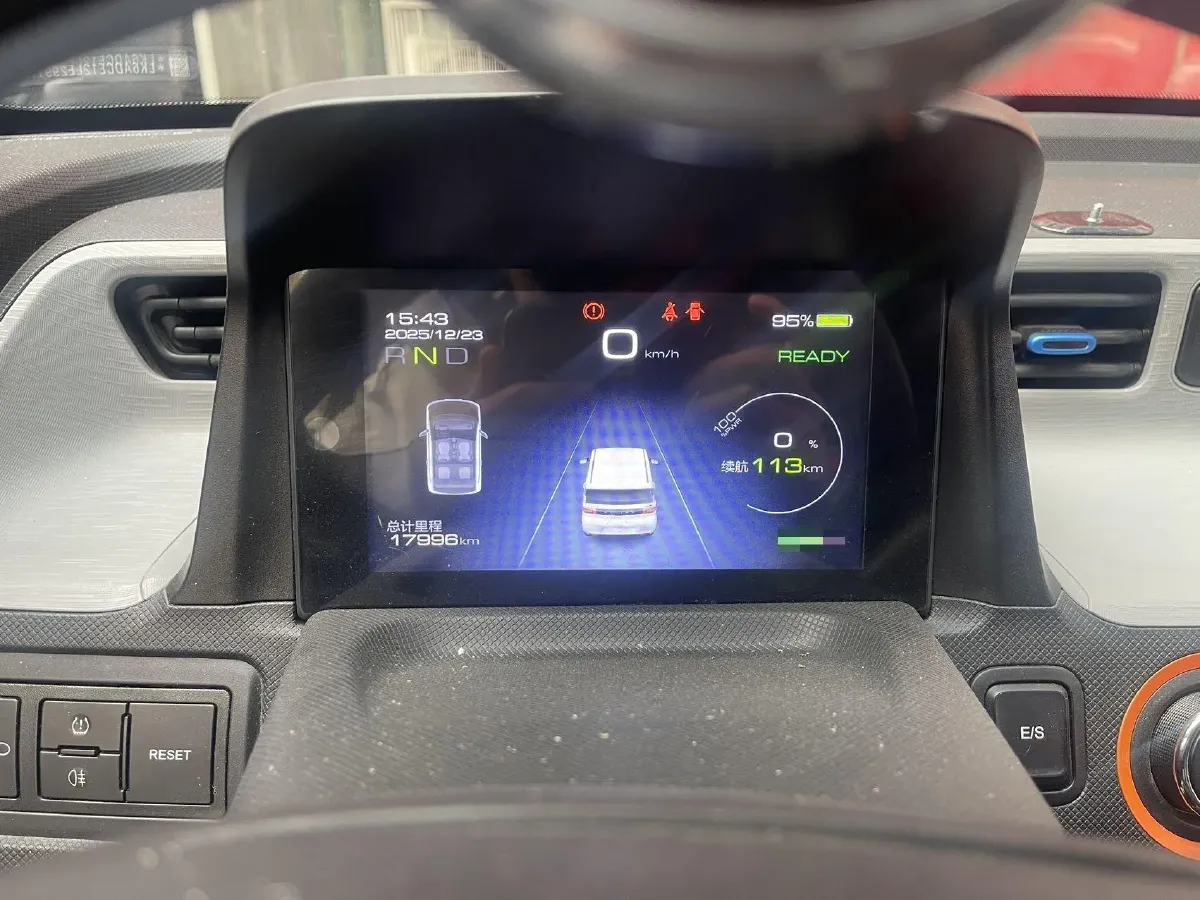 2020 WuLing HongGuang MINI EV BEV 9KWH,autocango,china used car exporter,china ev exporter,chinese used car exporter,chinese used ev exporter