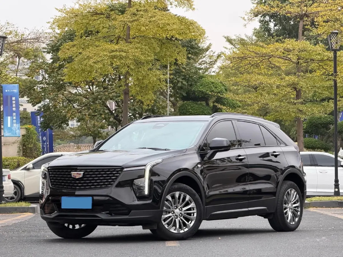 2024 Cadillac XT4 2.0T 237HP L4 9AT