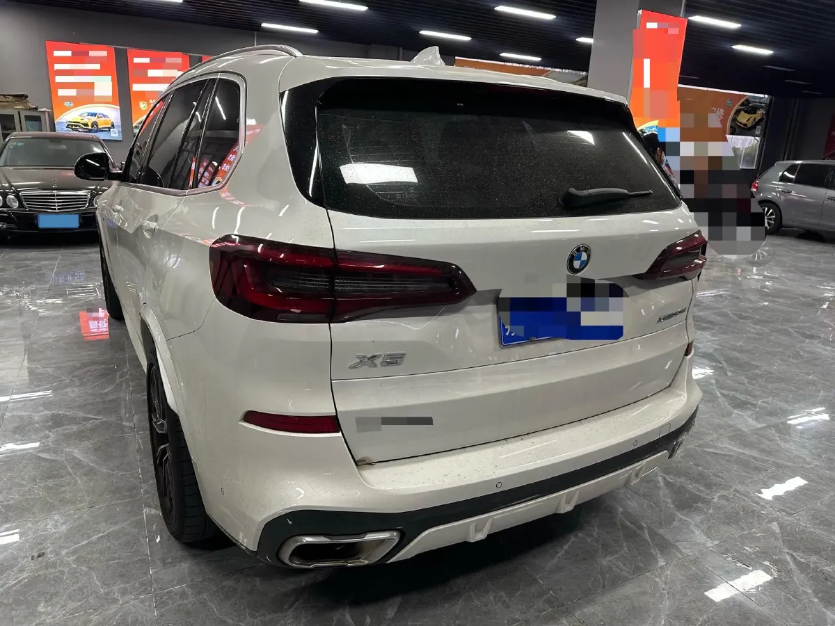 2022 BMW X5 2.0T 245HP L4 8AT,autocango,china used car exporter,china ev exporter,chinese used car exporter,chinese used ev exporter