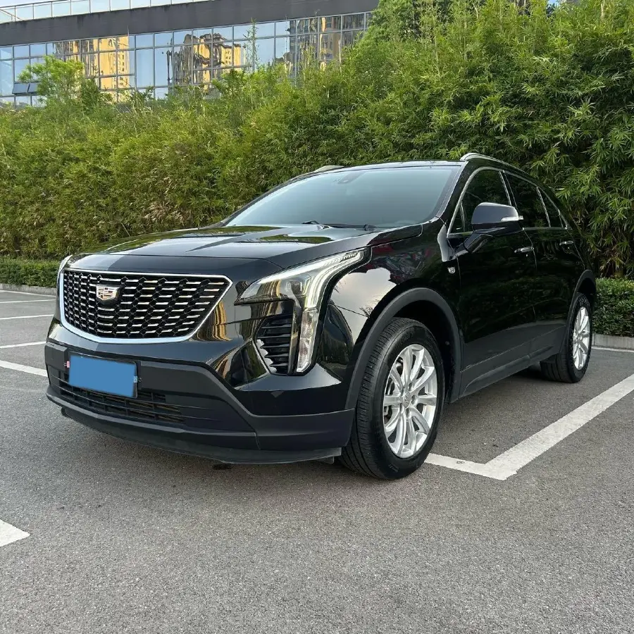 2022 Cadillac XT4 2.0T 237HP L4 9AT