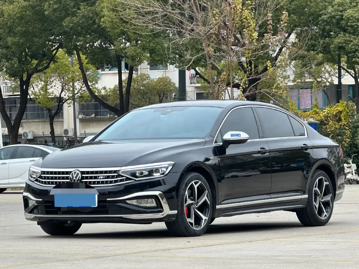 2024 Volkswagen Magotan 2.0T 186HP L4 7DCT