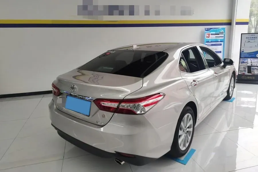 2021 Toyota Camry 2.0L 178HP L4 CVT,autocango,china used car exporter,china ev exporter,chinese used car exporter,chinese used ev exporter