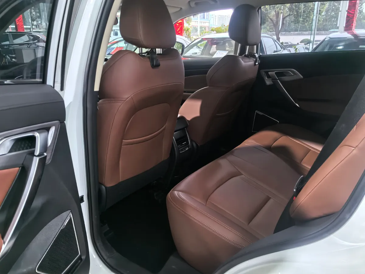 2021 Geely Azkarra 1.8T 184HP L4 7DCT,autocango,china used car exporter,china ev exporter,chinese used car exporter,chinese used ev exporter