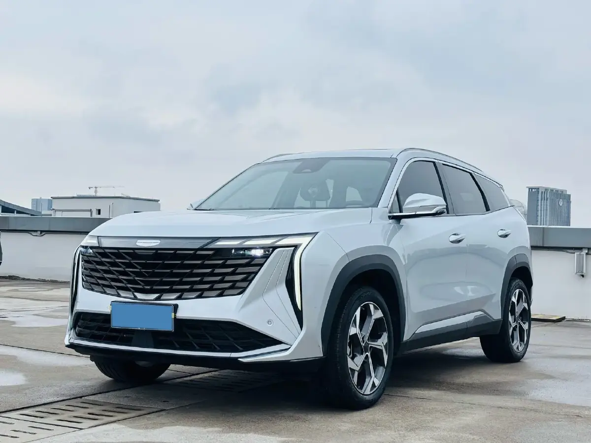 2024 Geely StarRay 1.5T 181HP L4 7DCT