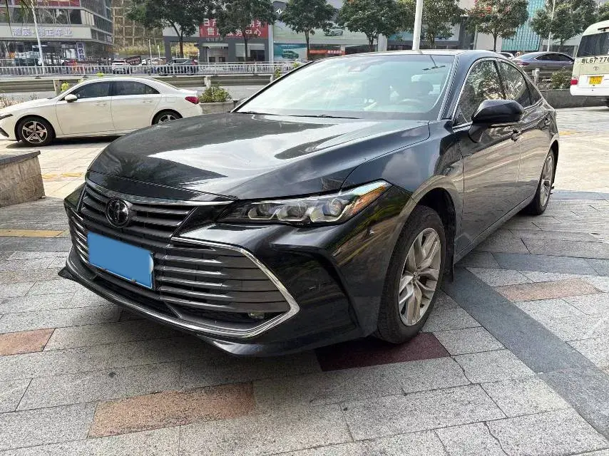 2019 Toyota Avalon 2.5L 209HP L4 8AT