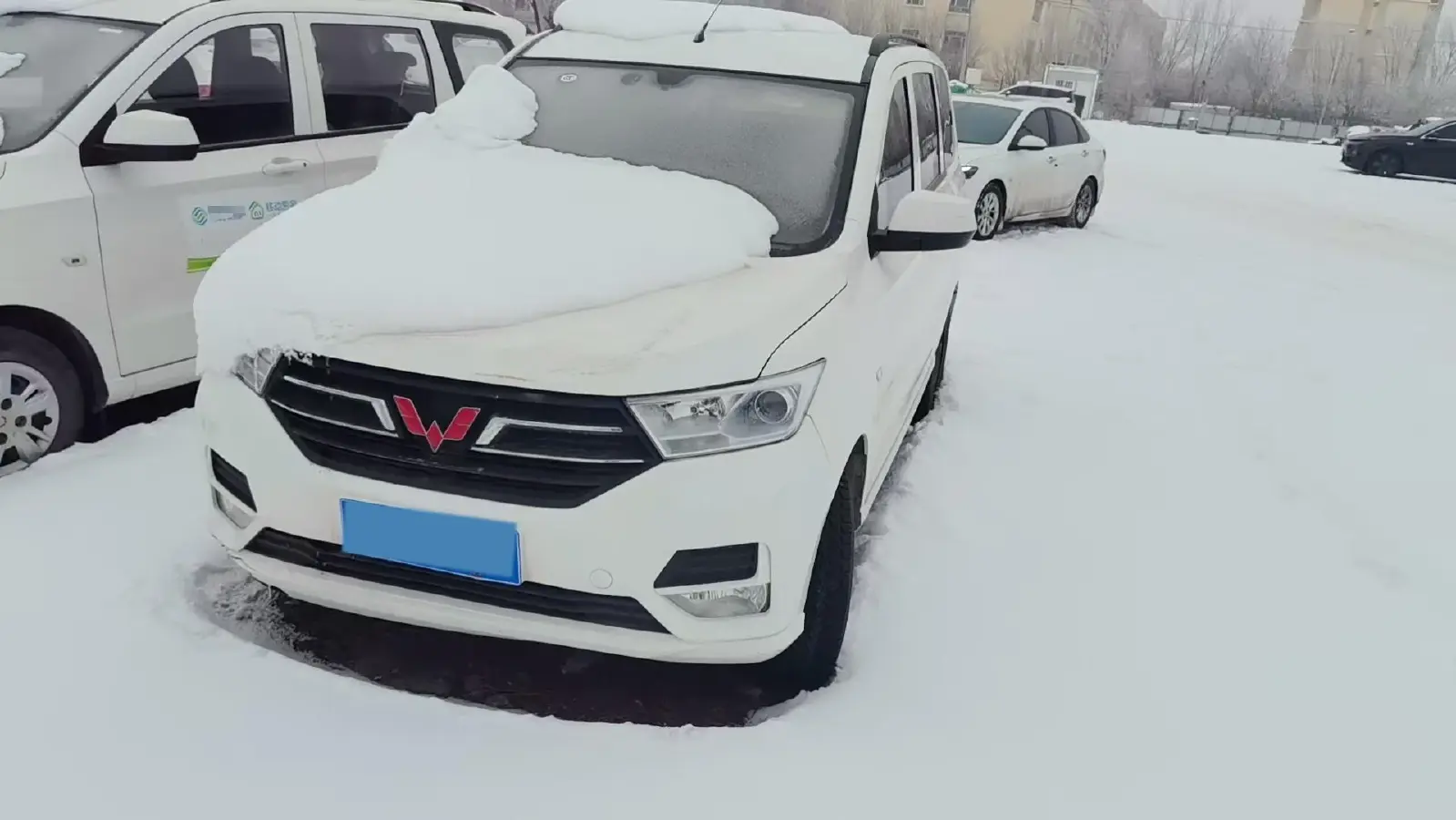 2021 WuLing HongGuang 1.5L 99HP L4 6MT
