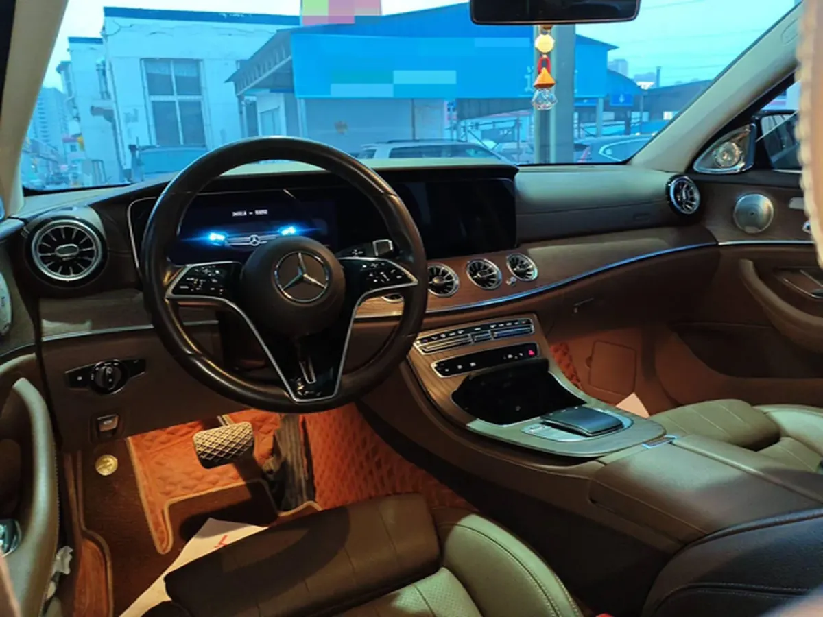 2021 Mercedes-Benz E Class 1.5T 184HP L4 9AT,autocango,china used car exporter,china ev exporter,chinese used car exporter,chinese used ev exporter