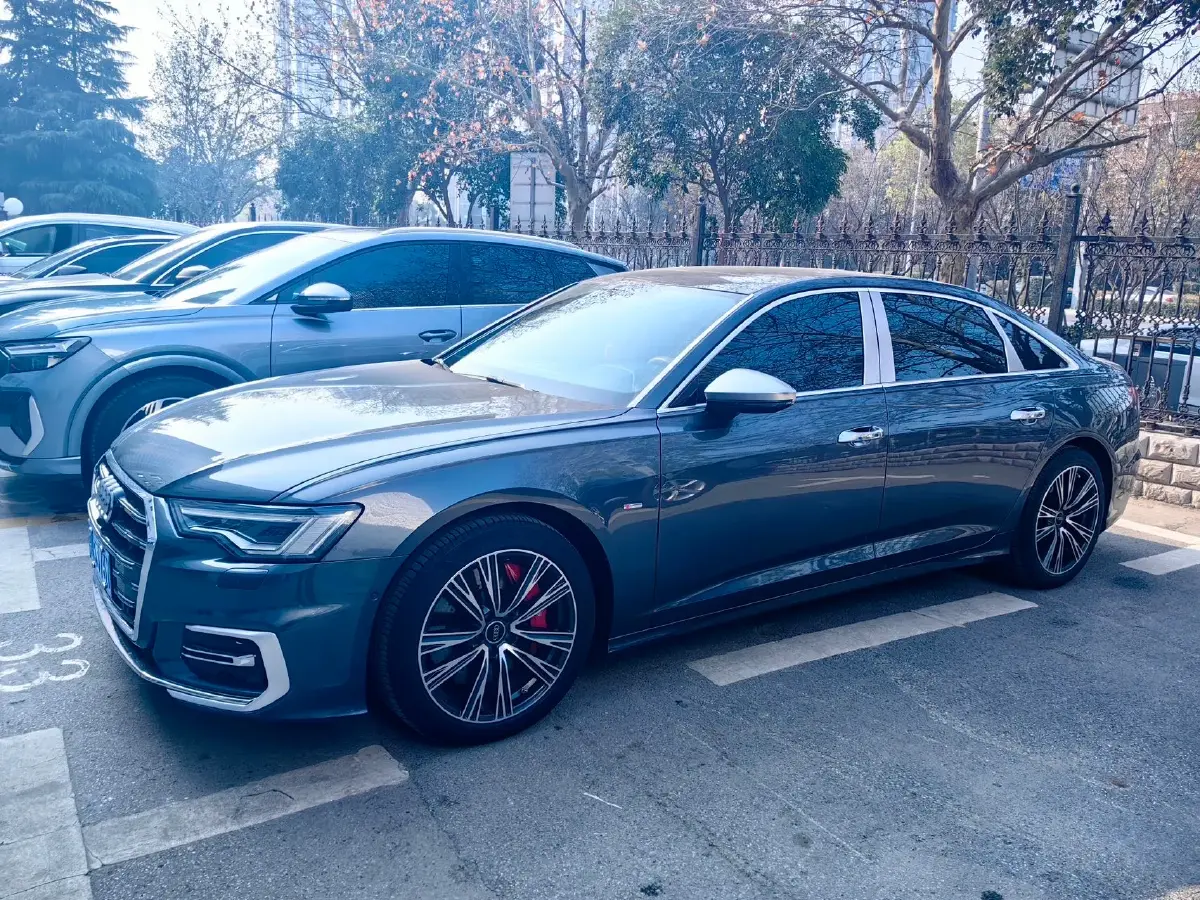 2023 Audi A6L 2.0T 245HP L4 7DCT