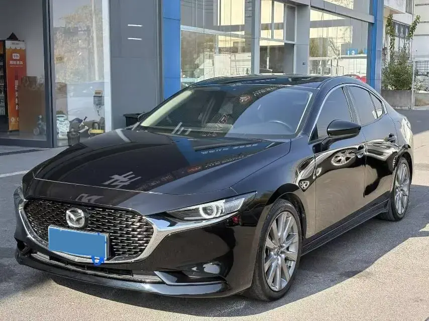2020 Mazda 3 Axela 2.0L 158HP L4 6AT