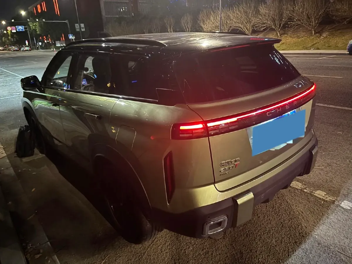 2023 Chery Exploration 06 1.6T 197HP L4 7DCT,autocango,china used car exporter,china ev exporter,chinese used car exporter,chinese used ev exporter