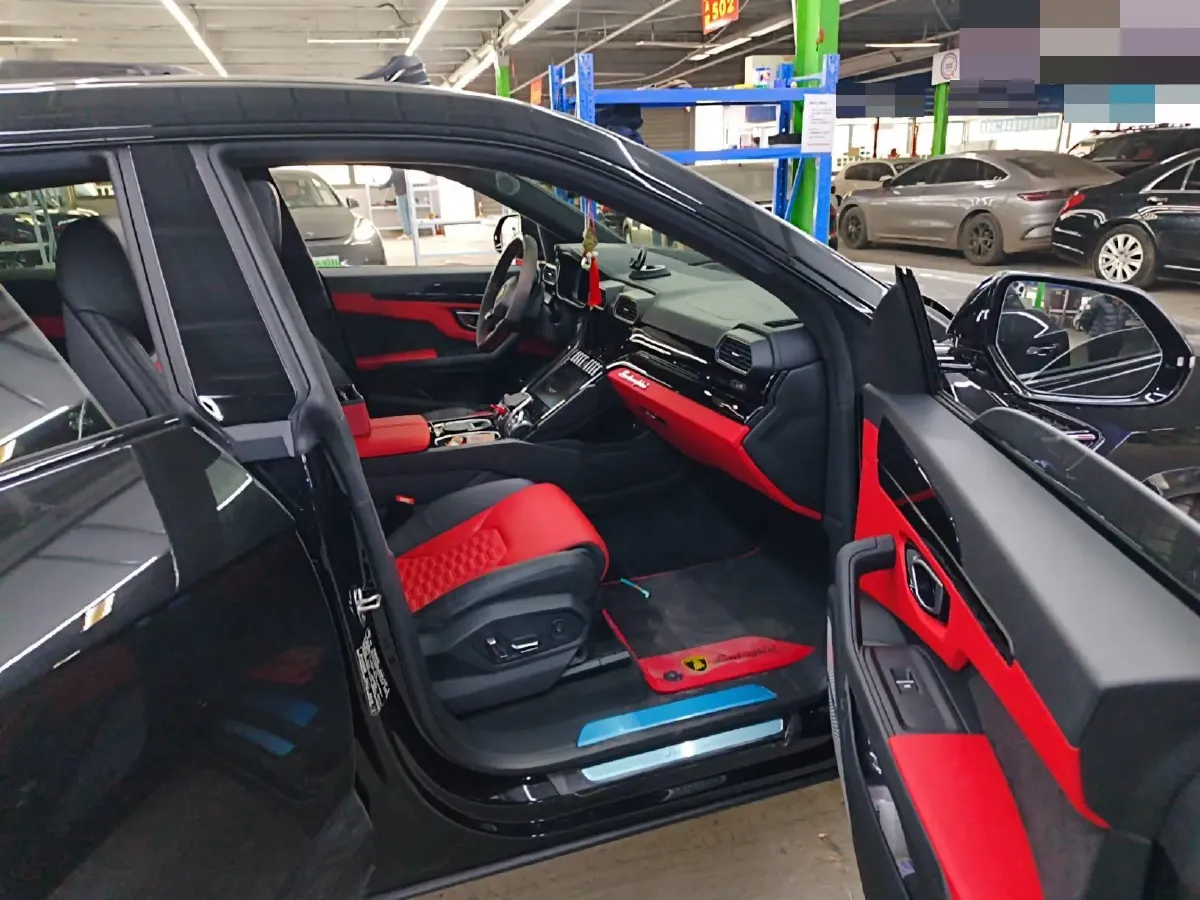 2021 Lamborghini Urus 4.0T 641HP V8 8AT,autocango,china used car exporter,china ev exporter,chinese used car exporter,chinese used ev exporter