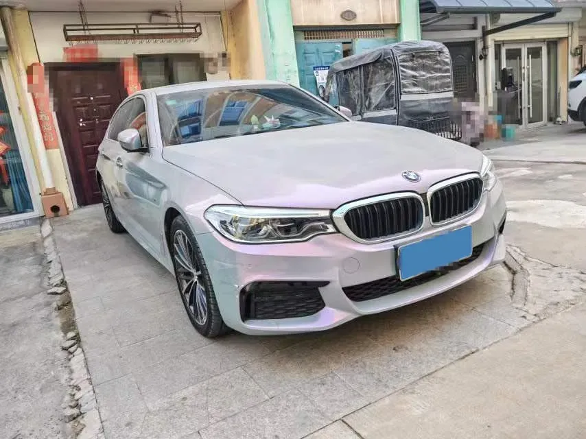2020 BMW 5 Series 2.0T 252HP L4 8AT,autocango,china used car exporter,china ev exporter,chinese used car exporter,chinese used ev exporter