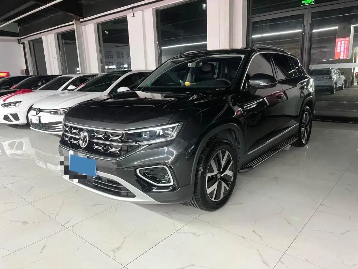 2023 Volkswagen Tayron 2.0T 186HP L4 7DCT