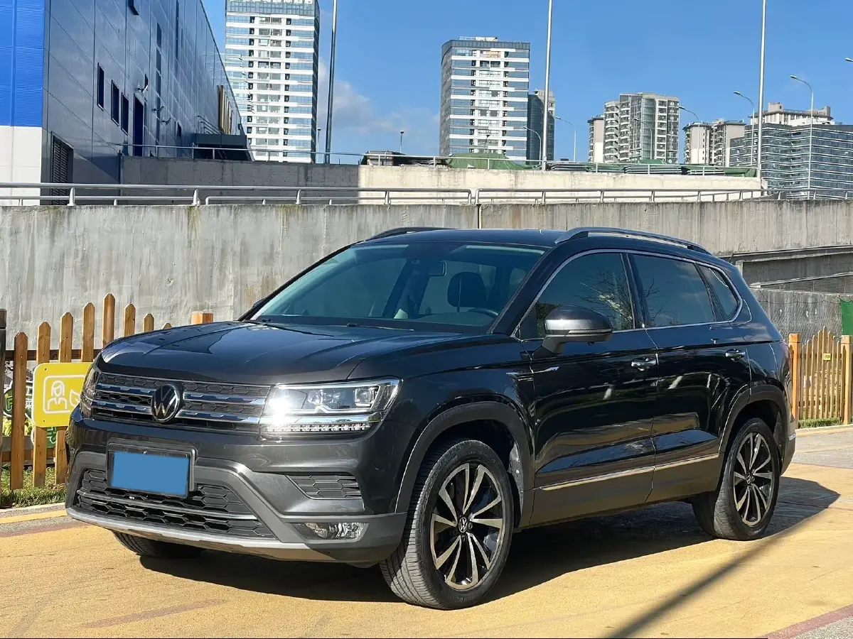 2021 Volkswagen Tharu 2.0T 186HP L4 7DCT