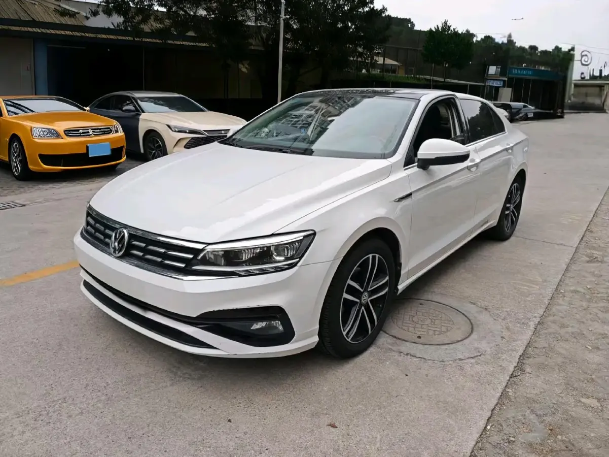 2019 Volkswagen Passat 1.4T 150HP L4 7DCT