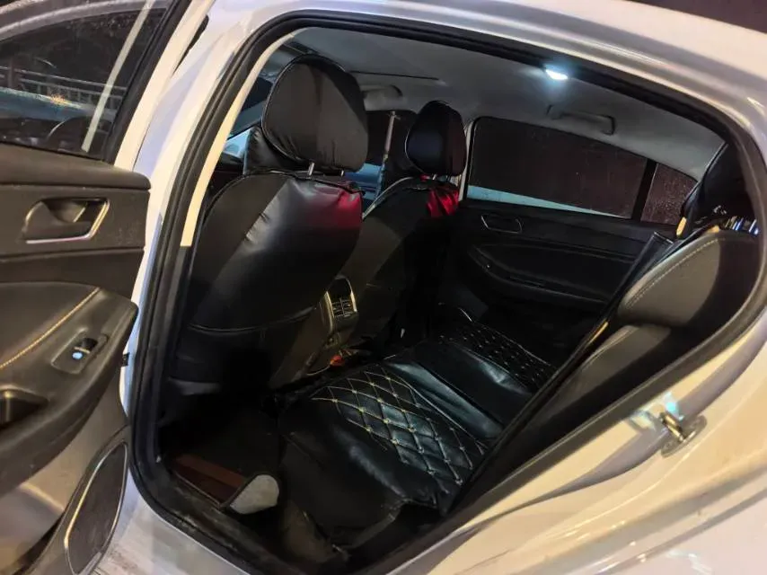 2022 Chery Arrizo 5 GT 1.6T 197HP L4 7DCT,autocango,china used car exporter,china ev exporter,chinese used car exporter,chinese used ev exporter