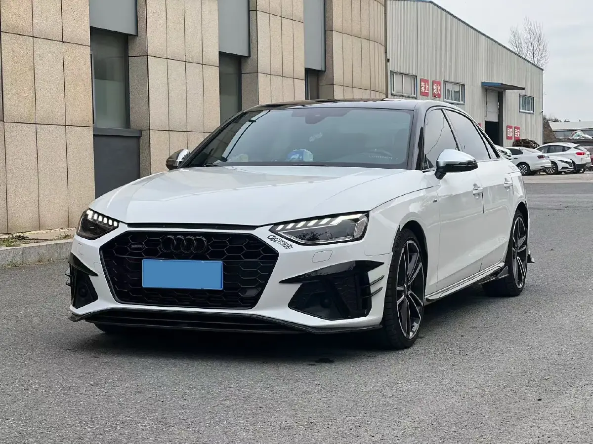 2023 Audi A4L 2.0T 245HP L4 7DCT