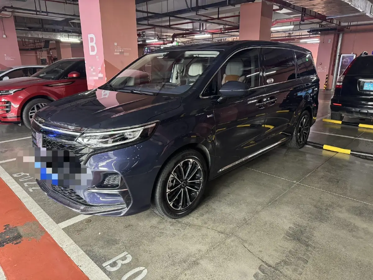 2022 Roewe iMAX8 2.0T 234HP L4 8AT