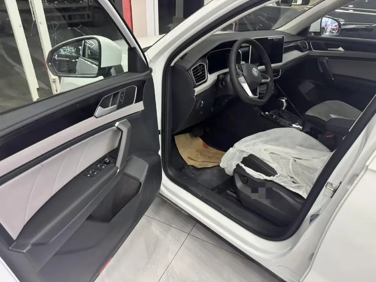 2025 Volkswagen Tayron 1.5T 160HP L4 7DCT,autocango,china used car exporter,china ev exporter,chinese used car exporter,chinese used ev exporter