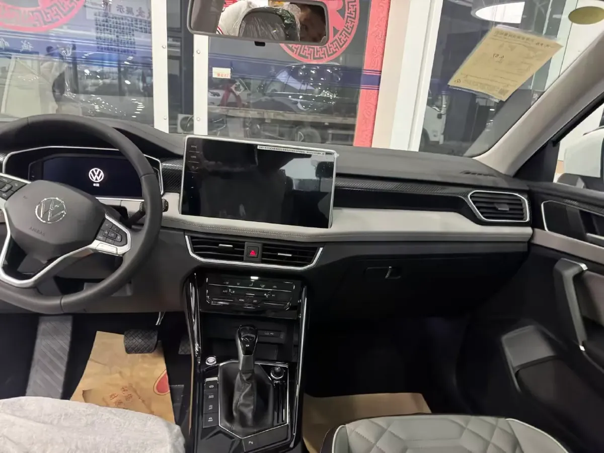 2025 Volkswagen Tayron 1.5T 160HP L4 7DCT,autocango,china used car exporter,china ev exporter,chinese used car exporter,chinese used ev exporter