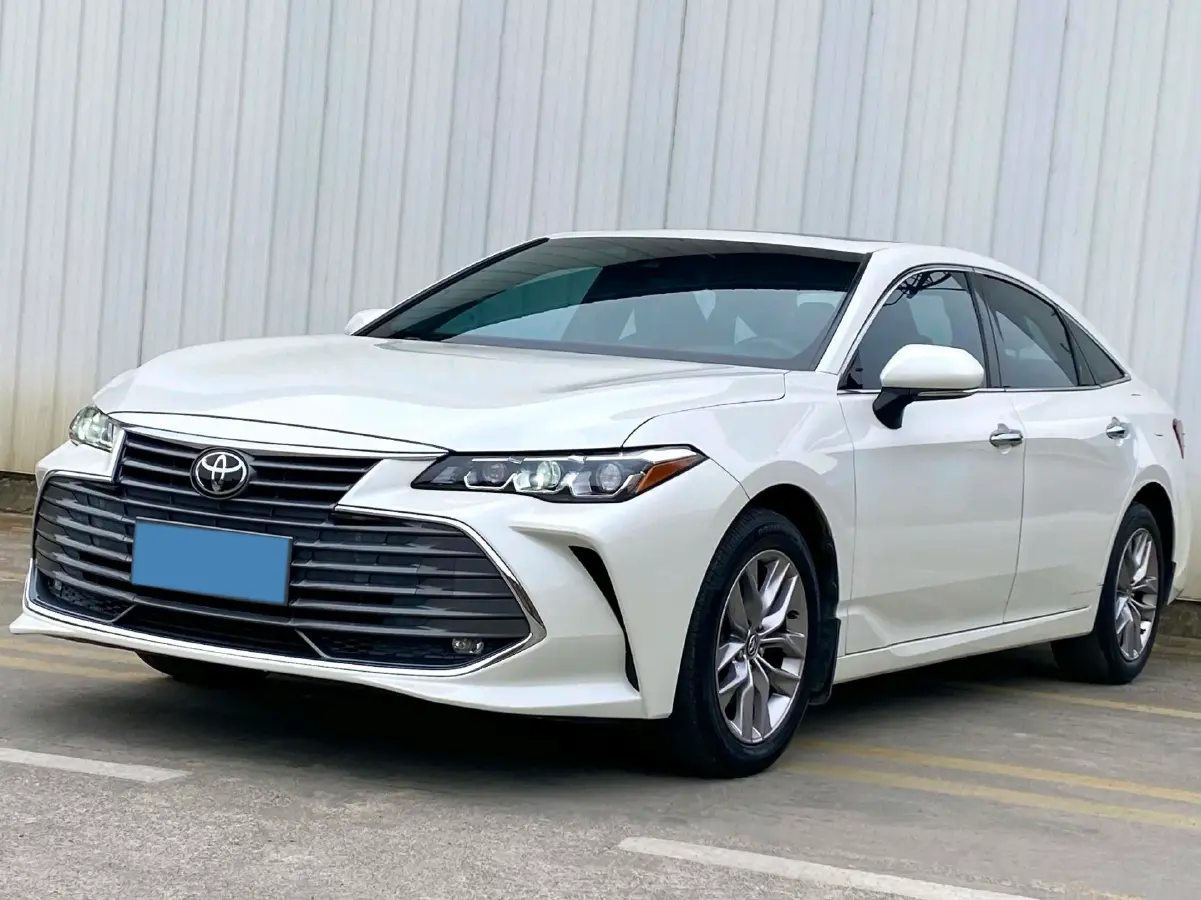2019 Toyota Avalon 2.0L 178HP L4 CVT