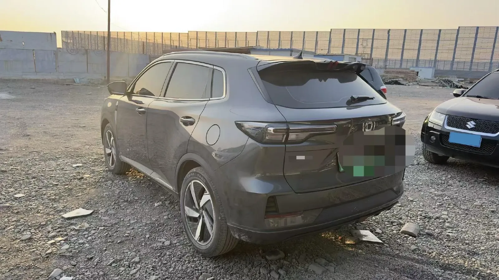 2023 Venucia Grand V DD-i 1.5T 163HP L4 E-CVT PHEV 18.4KWH,autocango,china used car exporter,china ev exporter,chinese used car exporter,chinese used ev exporter