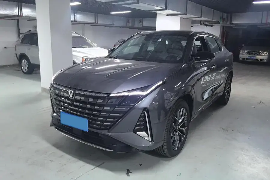 2025 ChangAn UNI-Z 1.5T 188HP L4 7DCT