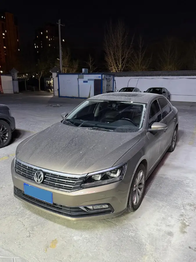 2017 Volkswagen Passat 1.8T 180HP L4 7DCT