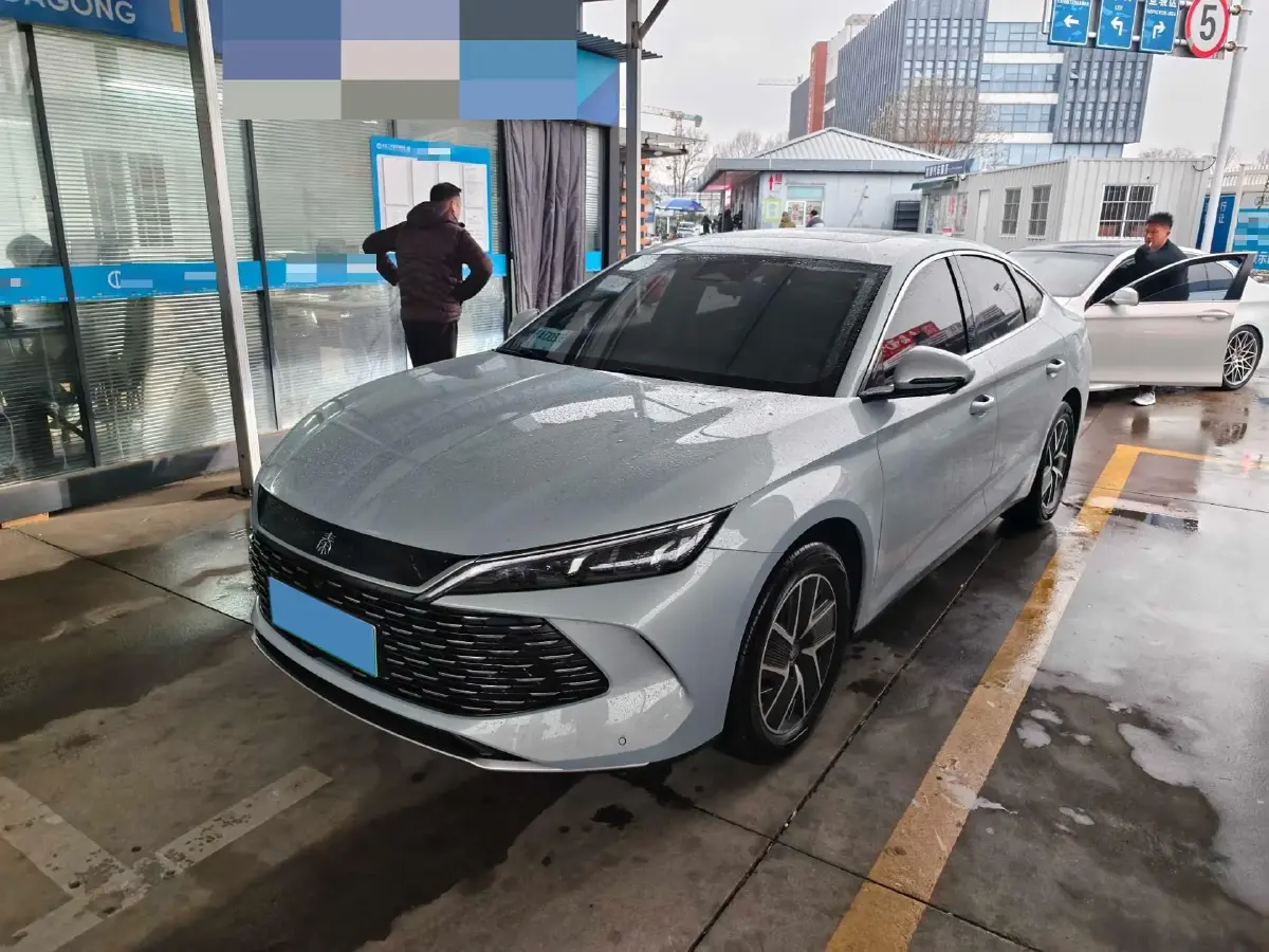 2024 BYD QinL 1.5L 101HP L4 E-CVT PHEV 15.87KWH